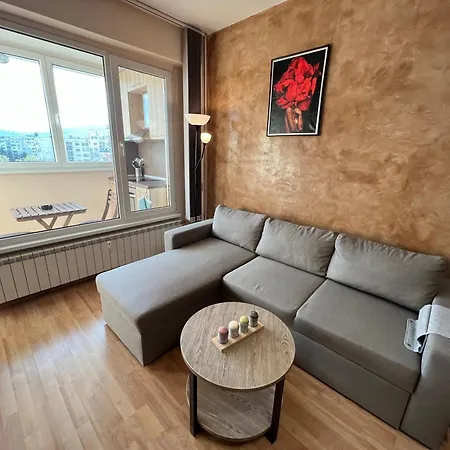 Lägenhet Lima 2bdr Cozy Near Business Park W Work Desk