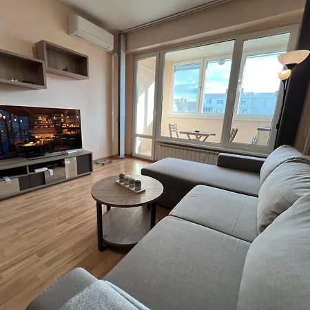 Lima 2bdr Cozy Near Business Park W Work Desk Apartament Sofia