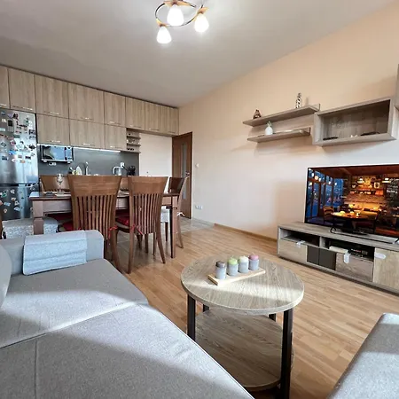 Lima 2bdr Cozy Near Business Park W Work Desk *