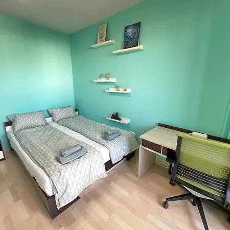 Lima 2bdr Cozy Near Business Park W Work Desk Apartman *