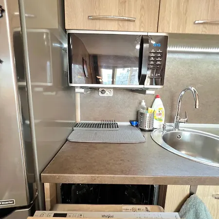 شقة Lima 2bdr Cozy Near Business Park W Work Desk صوفيا