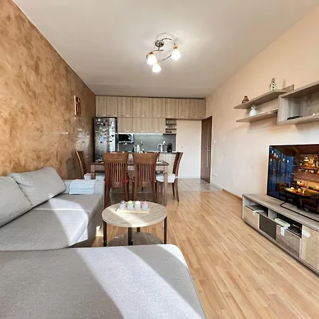 Lima 2bdr Cozy Near Business Park W Work Desk *